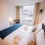Delightful 2 Bedroom Apartment - Sd23L